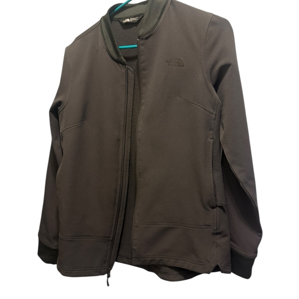 The North Face Women's Sport Dark Gray Lightweight Jacket